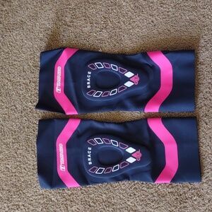 Navy and Pink Knee Sleeve
